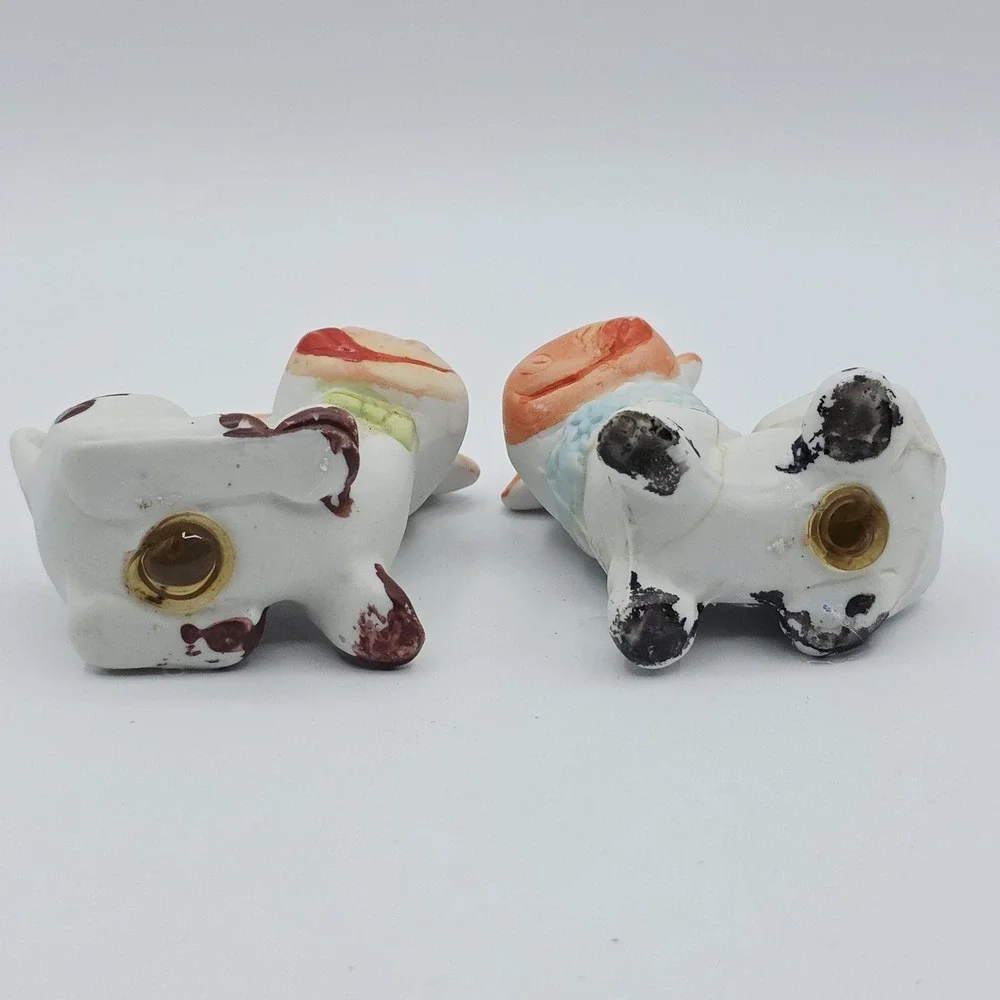 Vtg Ceramic Cow Salt & Pepper Shakers Small White Cows‎ Set Of 2 Farmhouse Decor